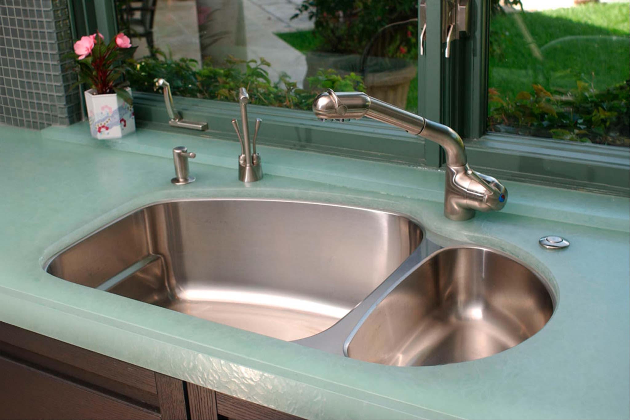 BG White Counter-detail-whole-sink copy - Correct.jpg